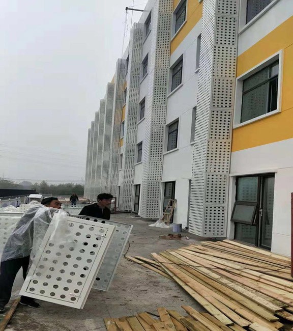 大面積使用空調(diào)罩有什么好處？