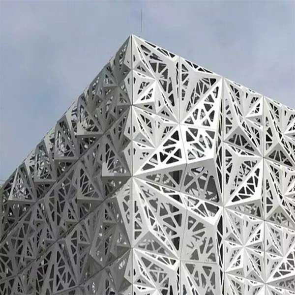 對(duì)雕花鋁單板工藝的簡(jiǎn)單介紹